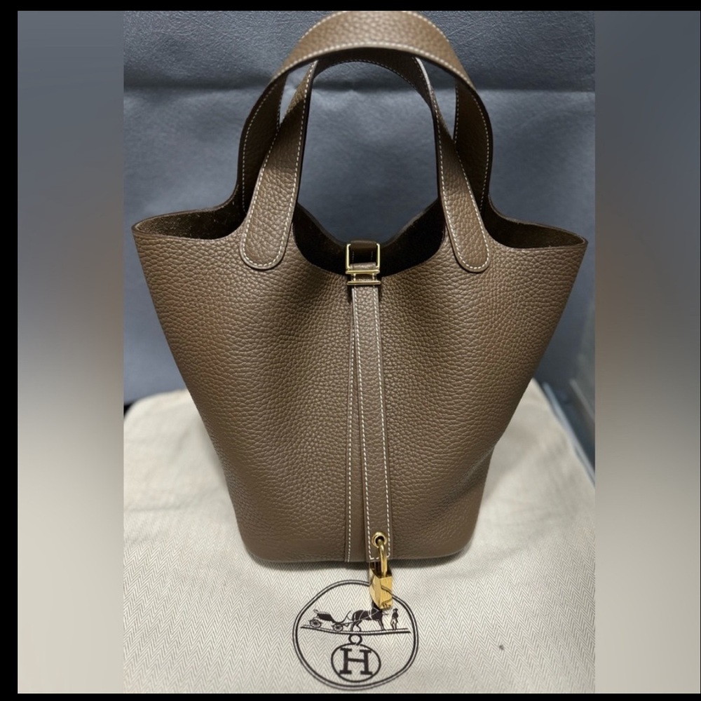 Hermès Picotin Lock 18 in Etoupe